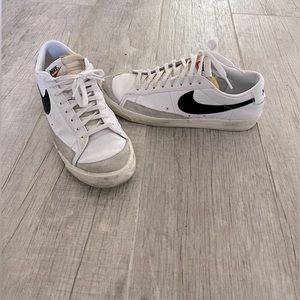 Classic Nike Men’s Blazers! Size 11.5